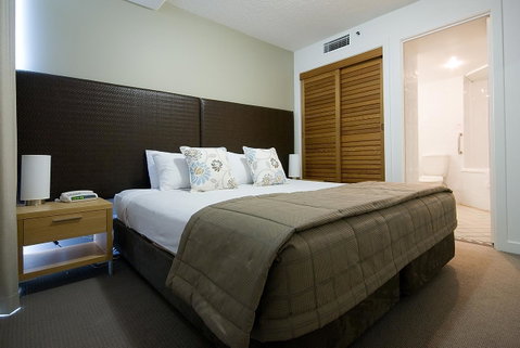 Mantra Mooloolaba Beach - Lightning Ridge Tourism 13