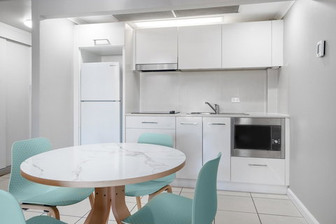 Hotel Grand Chancellor Palm Cove - Lightning Ridge Tourism 20