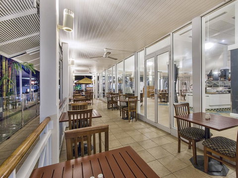 Hotel Grand Chancellor Palm Cove - Lightning Ridge Tourism 38