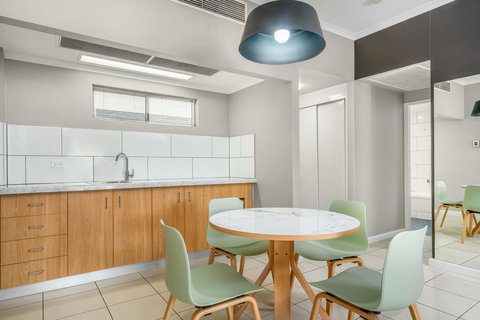 Hotel Grand Chancellor Palm Cove - Lightning Ridge Tourism 16