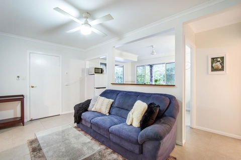Airlie Beach Eco Cabins - Adults Only - Lightning Ridge Tourism 38