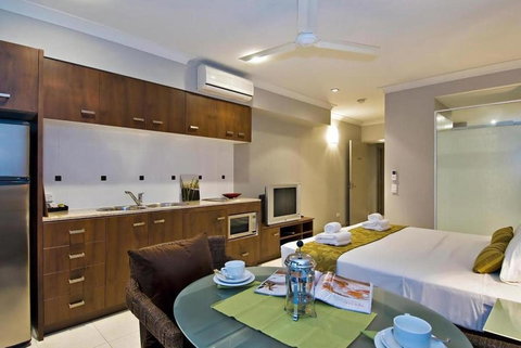 Blue Lagoon Resort - Lightning Ridge Tourism 24