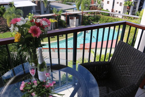 Blue Lagoon Resort - Lightning Ridge Tourism 33