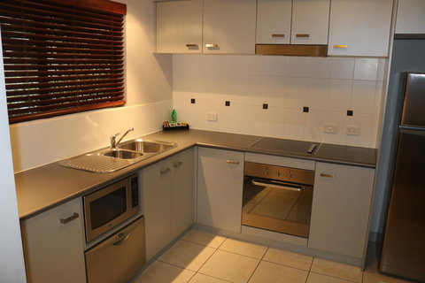 Blue Lagoon Resort - Lightning Ridge Tourism 29