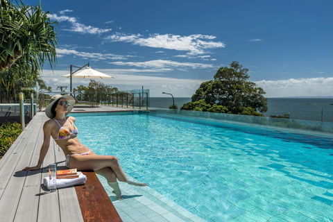 Oaks Redcliffe Mon Komo Suites - Lightning Ridge Tourism 9