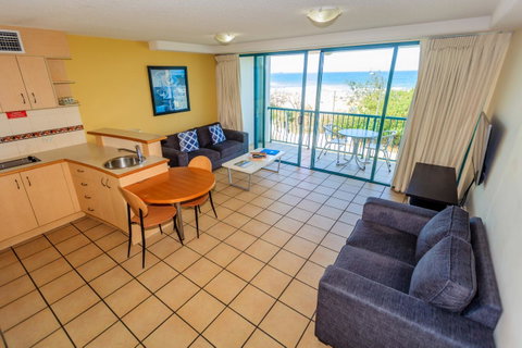 Grand Palais Boolarong Beachside Apartments - Lightning Ridge Tourism 31