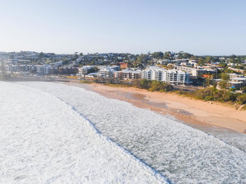Grand Palais Boolarong Beachside Apartments - Lightning Ridge Tourism 3