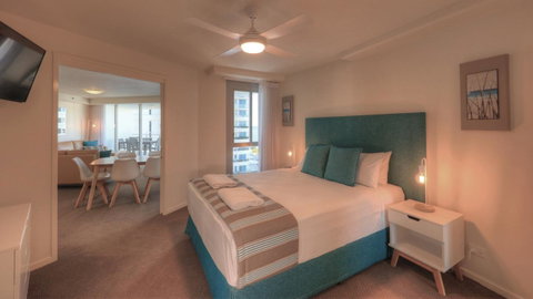 Cilento Mooloolaba - Lightning Ridge Tourism 4