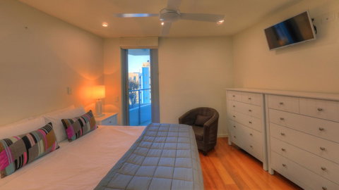 Cilento Mooloolaba - Lightning Ridge Tourism 19