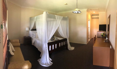 The Bearded Dragon Boutique Hotel - Lightning Ridge Tourism 6