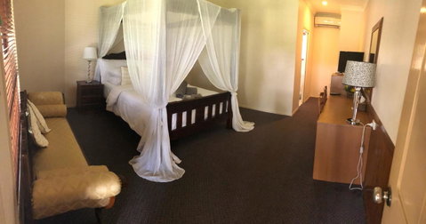The Bearded Dragon Boutique Hotel - Lightning Ridge Tourism 7