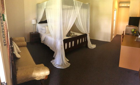 The Bearded Dragon Boutique Hotel - Lightning Ridge Tourism 9