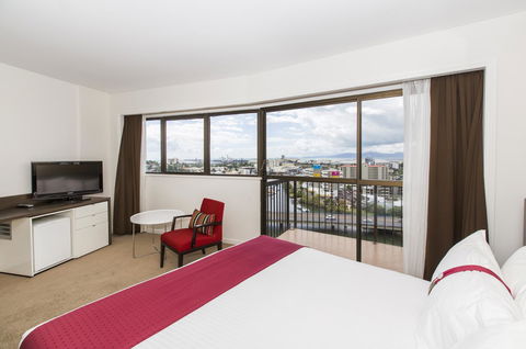 Hotel Grand Chancellor Townsville - Lightning Ridge Tourism 22