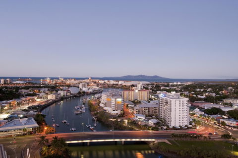 Hotel Grand Chancellor Townsville - Lightning Ridge Tourism 35