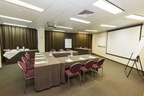 Hotel Grand Chancellor Townsville - Lightning Ridge Tourism 40