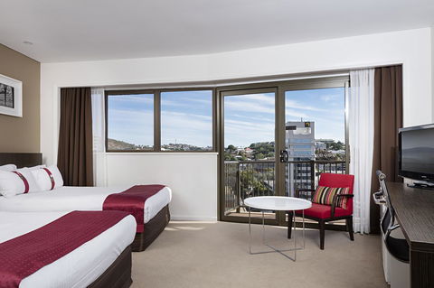Hotel Grand Chancellor Townsville - Lightning Ridge Tourism 19