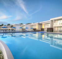 Pool Resort Port Douglas - Lightning Ridge Tourism