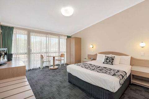 Econo Lodge Toowoomba Motel & Events Centre - Lightning Ridge Tourism 1