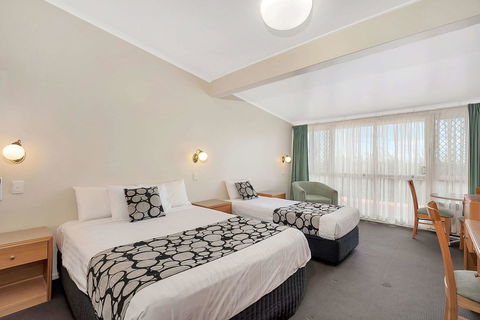 Econo Lodge Toowoomba Motel & Events Centre - Lightning Ridge Tourism 4