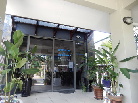 Sea Point On Trinity Beach - Lightning Ridge Tourism 34