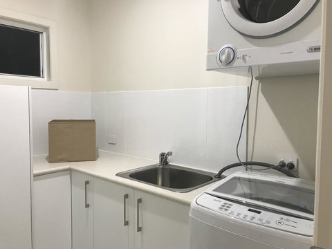 Whitsunday Luxury Homes - Lightning Ridge Tourism 40