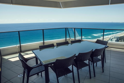 Oracle Resort Broadbeach - Gclr - Lightning Ridge Tourism 30