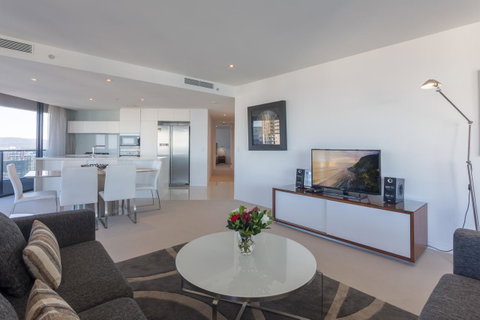 Oracle Resort Broadbeach - Gclr - Lightning Ridge Tourism 7