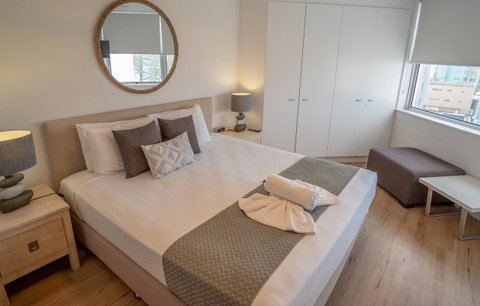 Mandolin Beachfront Resort - Lightning Ridge Tourism 8
