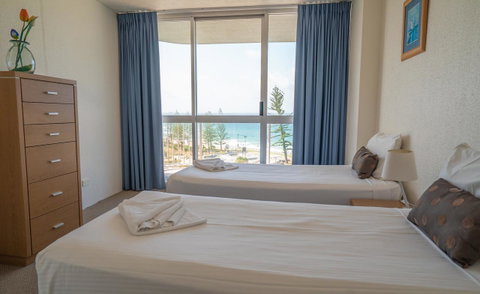 Mandolin Beachfront Resort - Lightning Ridge Tourism 30