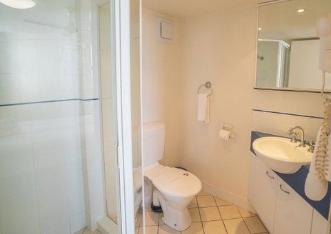 Mandolin Beachfront Resort - Lightning Ridge Tourism 31