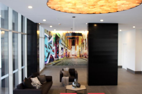 Synergy Broadbeach - Official - Lightning Ridge Tourism 8