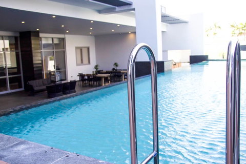Synergy Broadbeach - Official - Lightning Ridge Tourism 11