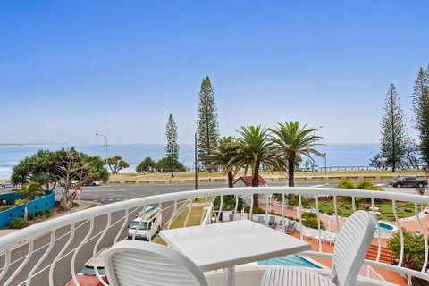 Alexandria Apartments - Lightning Ridge Tourism 23