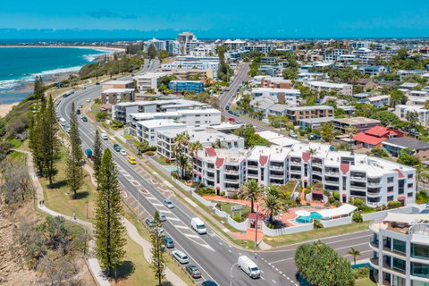 Alexandria Apartments - Lightning Ridge Tourism 7