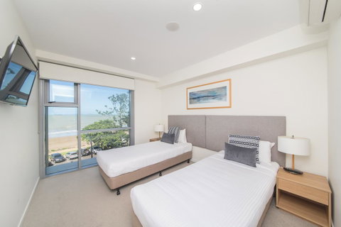 Salt Yeppoon - Lightning Ridge Tourism 25