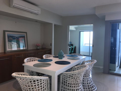 Proximity Waterfront Apartments - Lightning Ridge Tourism 16