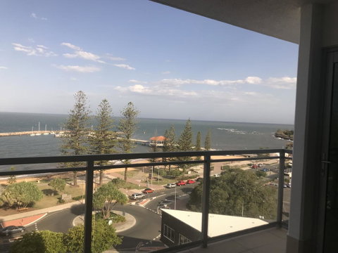 Proximity Waterfront Apartments - Lightning Ridge Tourism 4