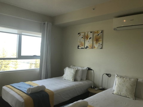 Proximity Waterfront Apartments - Lightning Ridge Tourism 15