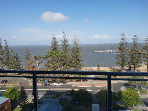 Proximity Waterfront Apartments - Lightning Ridge Tourism 2