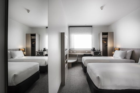 Ibis Mackay - Lightning Ridge Tourism 3