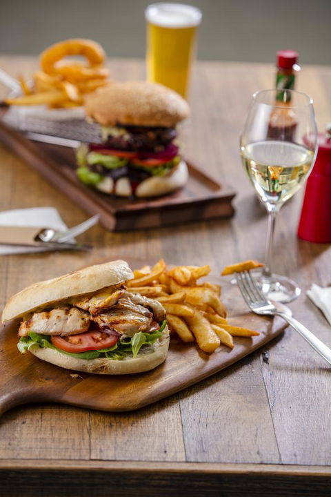 Ibis Mackay - Lightning Ridge Tourism 17