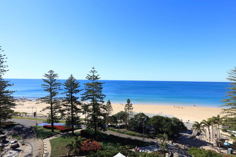 Peninsular Beachfront Resort - Lightning Ridge Tourism 16