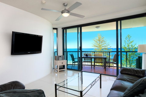 Peninsular Beachfront Resort - Lightning Ridge Tourism 2