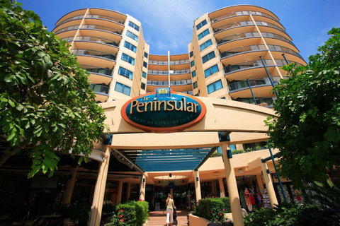 Peninsular Beachfront Resort - Lightning Ridge Tourism 35