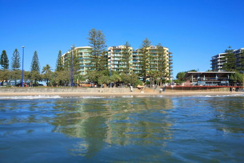 Peninsular Beachfront Resort - Lightning Ridge Tourism 40