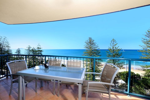 Peninsular Beachfront Resort - Lightning Ridge Tourism 9