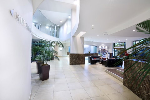 Peninsular Beachfront Resort - Lightning Ridge Tourism 19