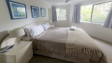 Le Beach Apartments - Lightning Ridge Tourism 9