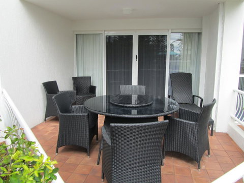 Le Beach Apartments - Lightning Ridge Tourism 18