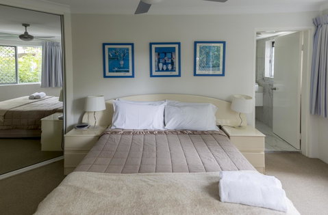 Le Beach Apartments - Lightning Ridge Tourism 7